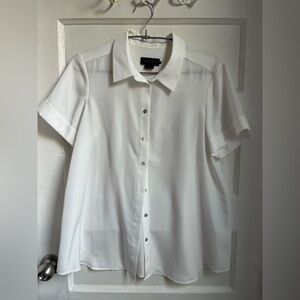 Hatch The Savannah Top - short sleeved white button up maternity blouse